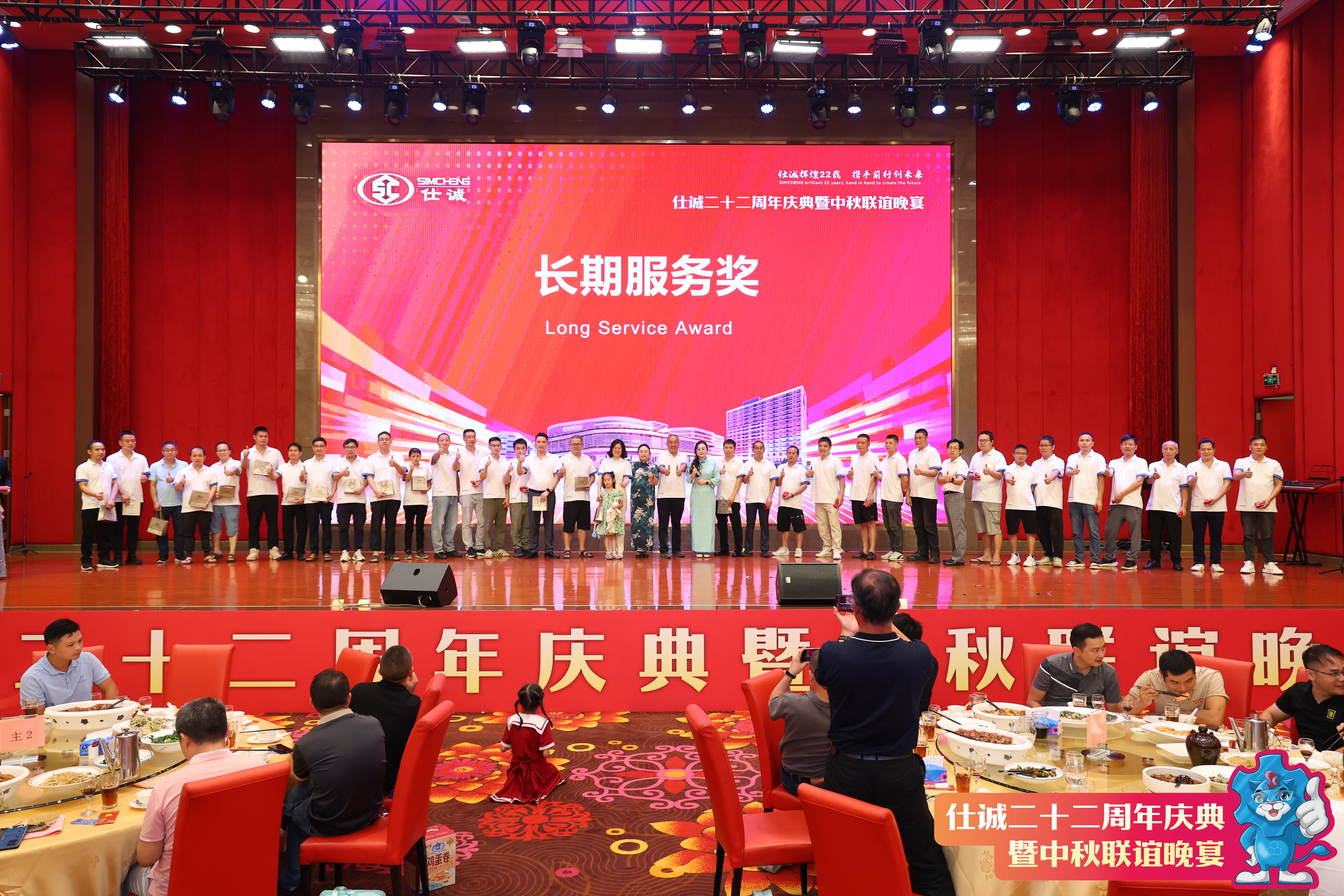 12402185.jpg 12402185.jpg